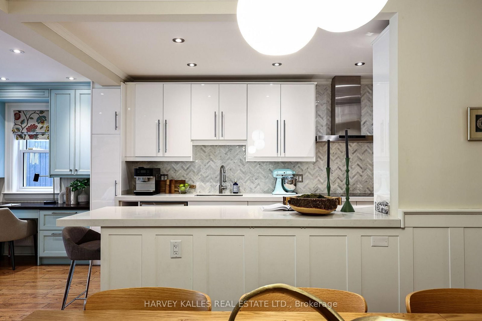 150 Deloraine Avenue • Toronto, ON photo 13