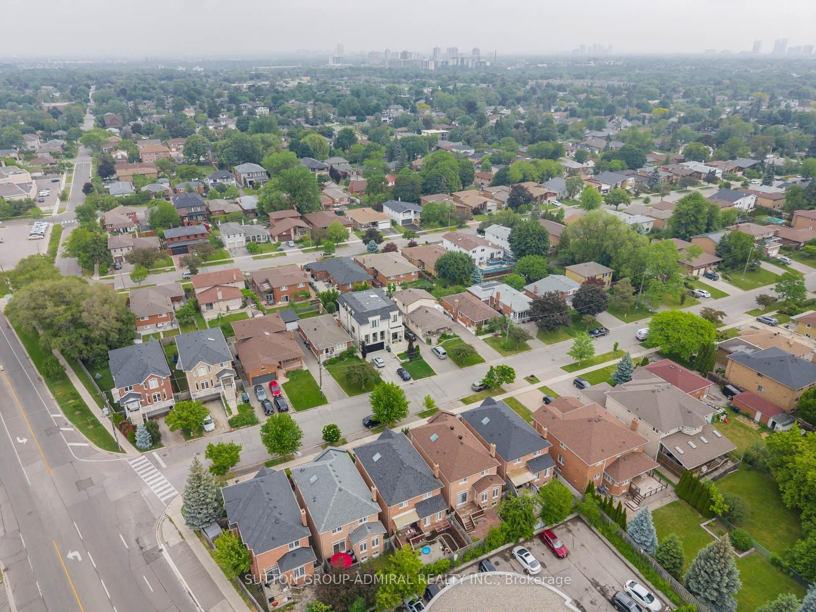 255 Cocksfield Avenue • Toronto, ON photo 42