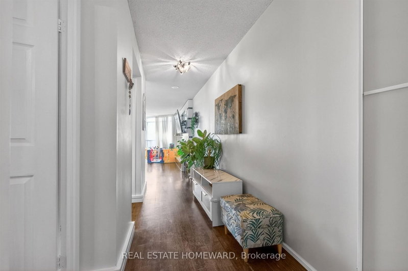 602 - 30 Harrison Garden Boulevard