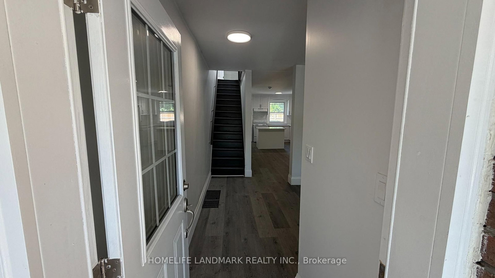 670 Mount Pleasant Road, Toronto, ON, photo 3