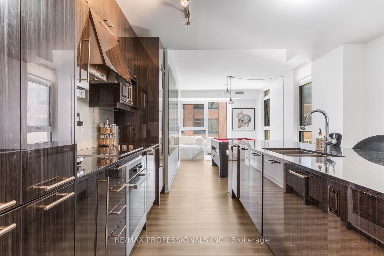 30 Nelson Street • #325 • Toronto, ON photo 12