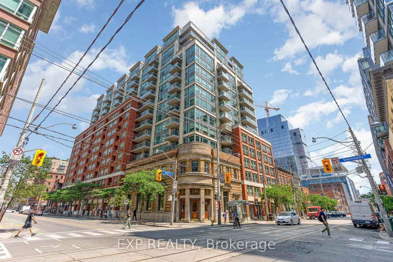 230 King St #614, Toronto, Ontario