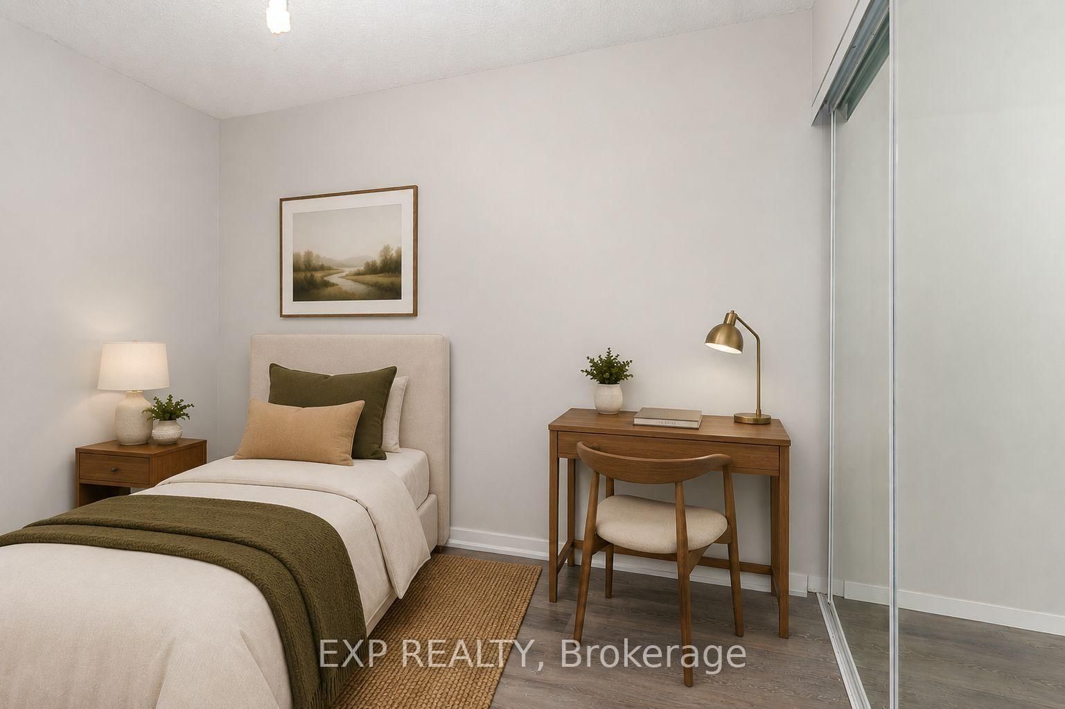 230 King Street • #614 • Toronto, ON photo 16