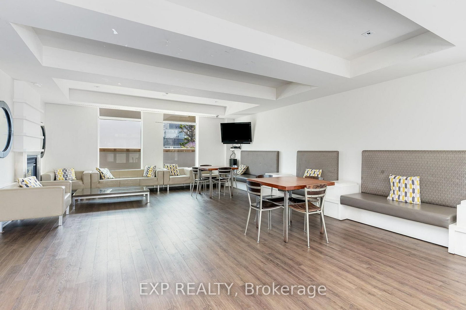 230 King Street • #614 • Toronto, ON photo 30