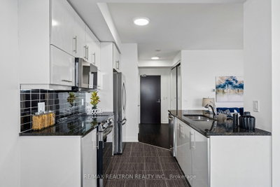 825 Church Street • #3102 • Toronto, ON