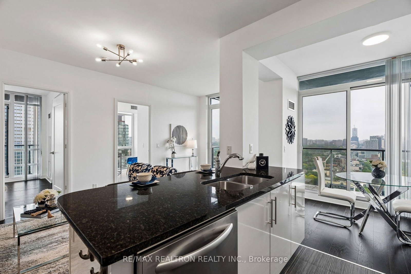 825 Church Street • #3102 • Toronto, ON photo 13