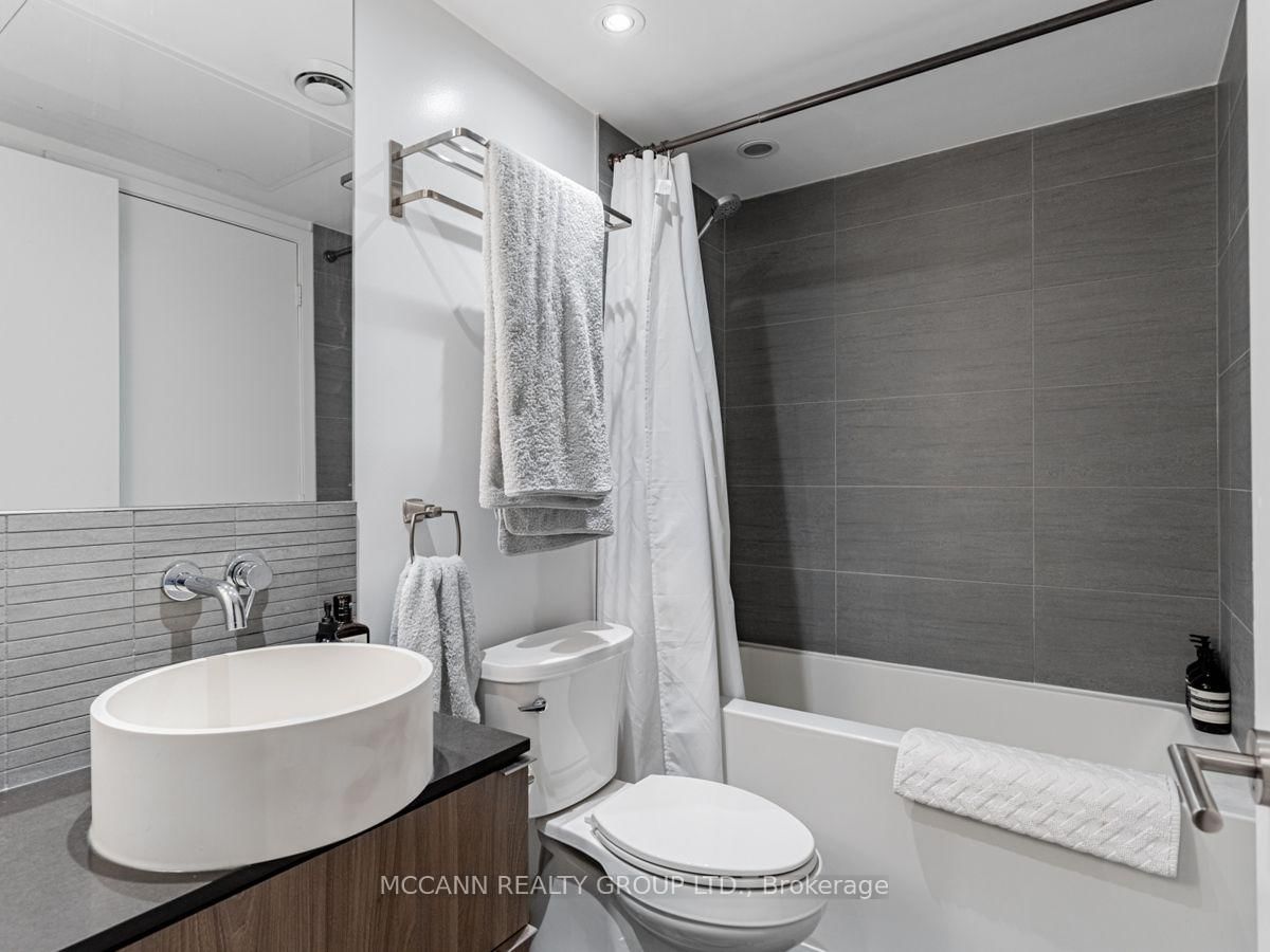 161 Roehampton Avenue, Unit 332 - Photo 18