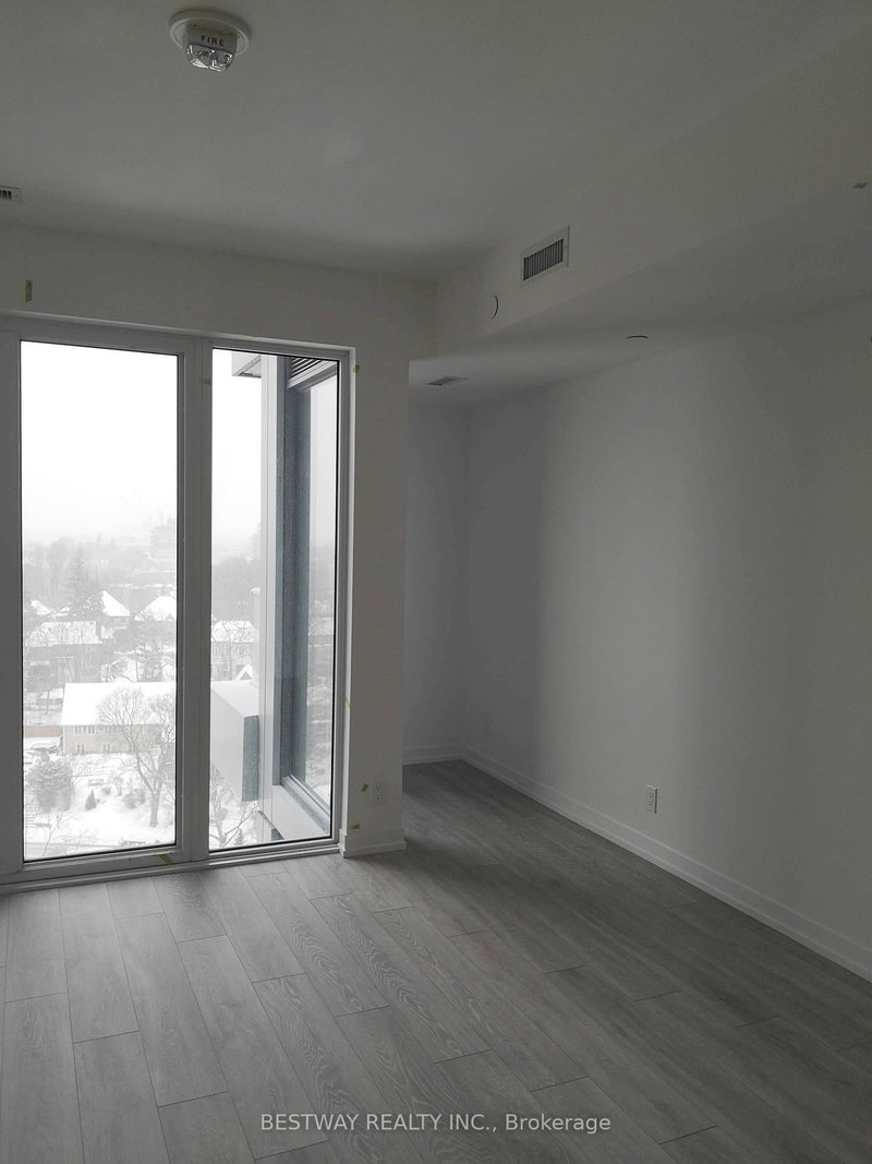 1611 - 2020 Bathurst Street