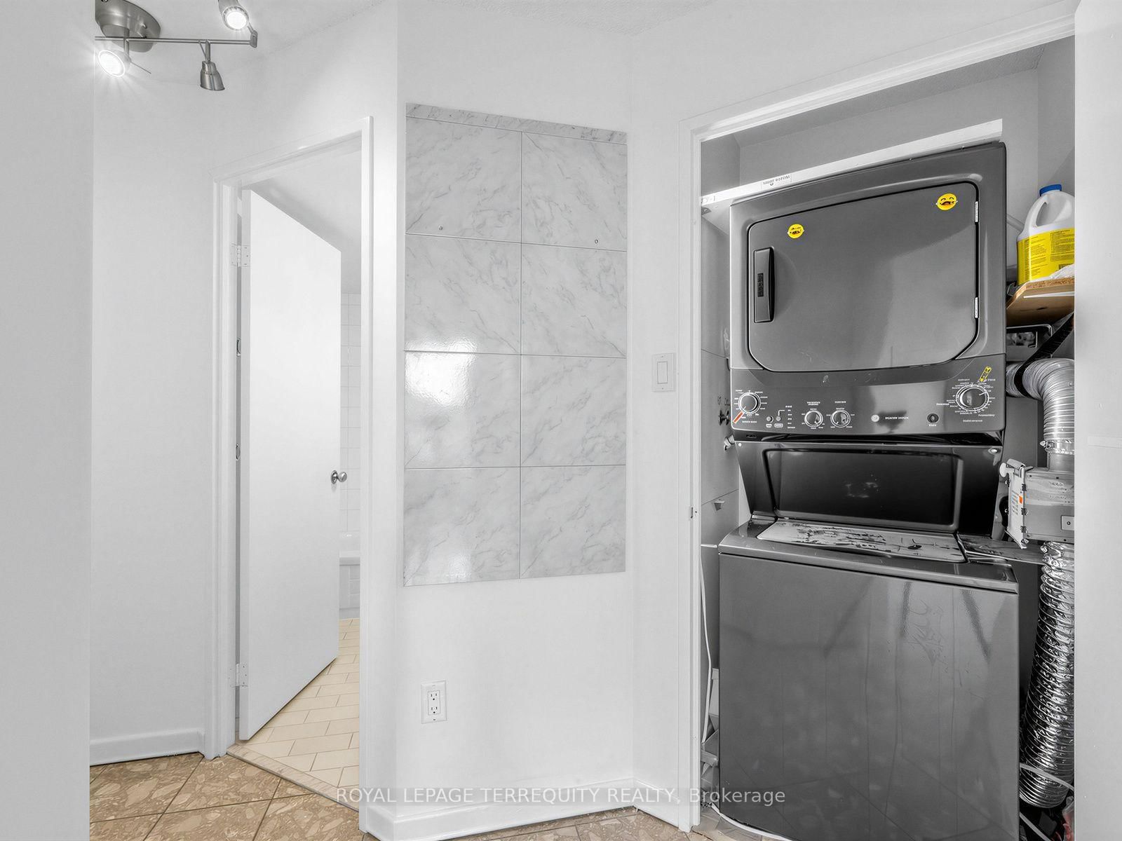 25 Maitland Street • #210 • Toronto, ON photo 18