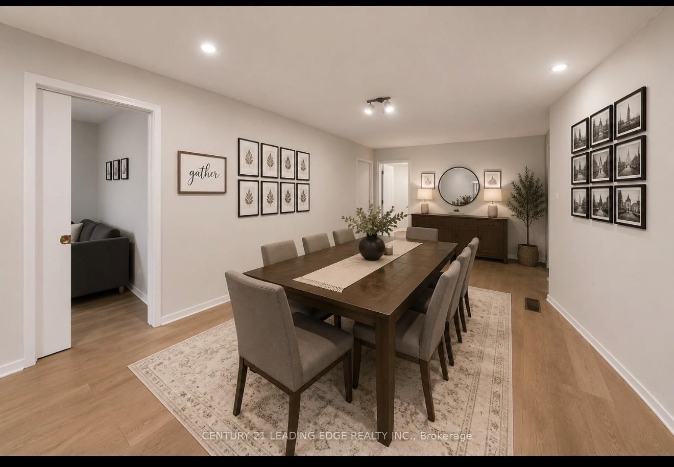 527 Glengarry Avenue • Toronto, ON photo 8