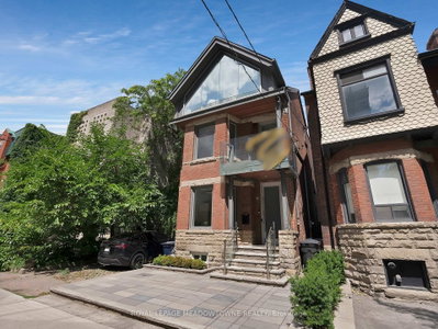 544 Richmond Street W — photo 2