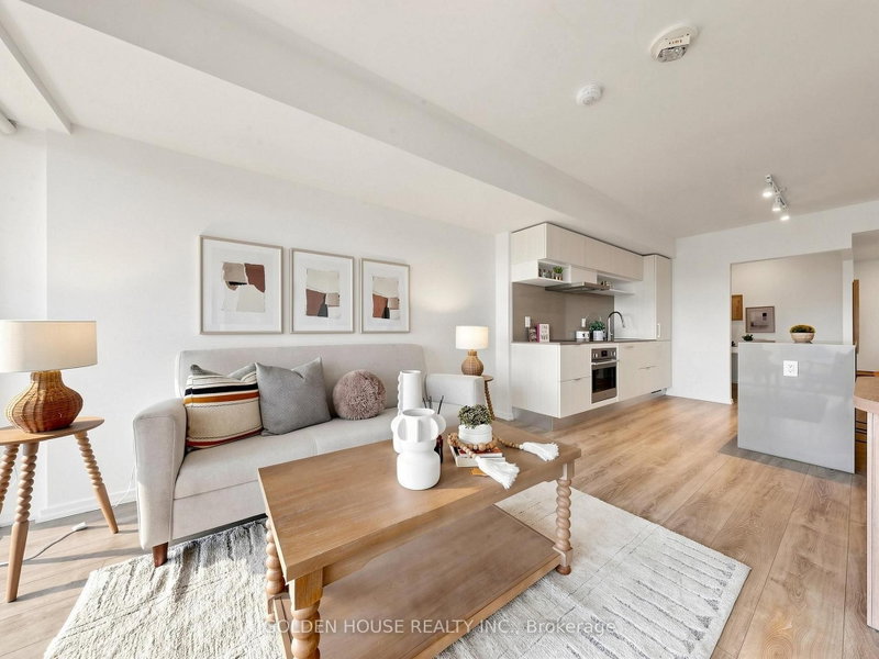 735 - 8 Hillsdale Avenue E