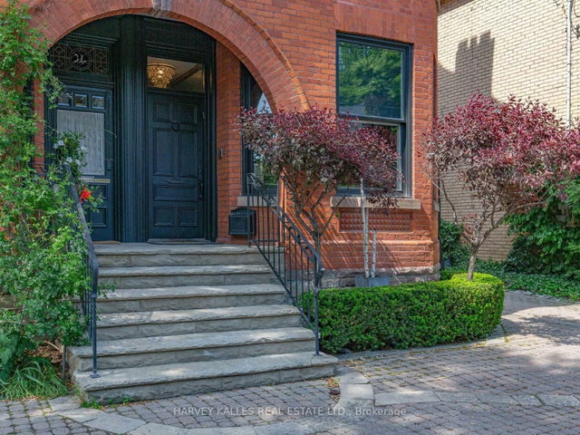 32 Bernard Avenue