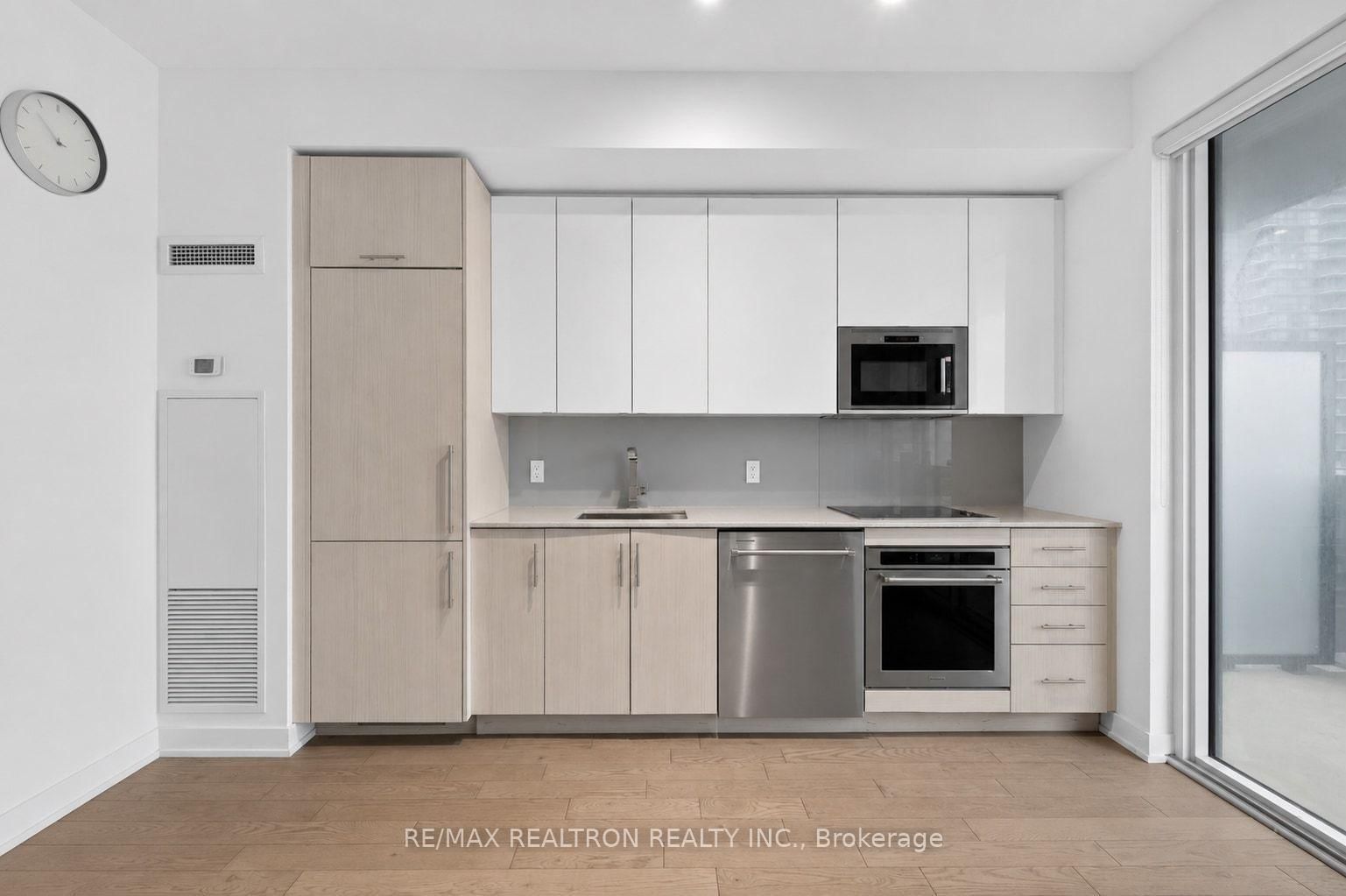 2203-330 Richmond Street, Toronto, ON, photo 4