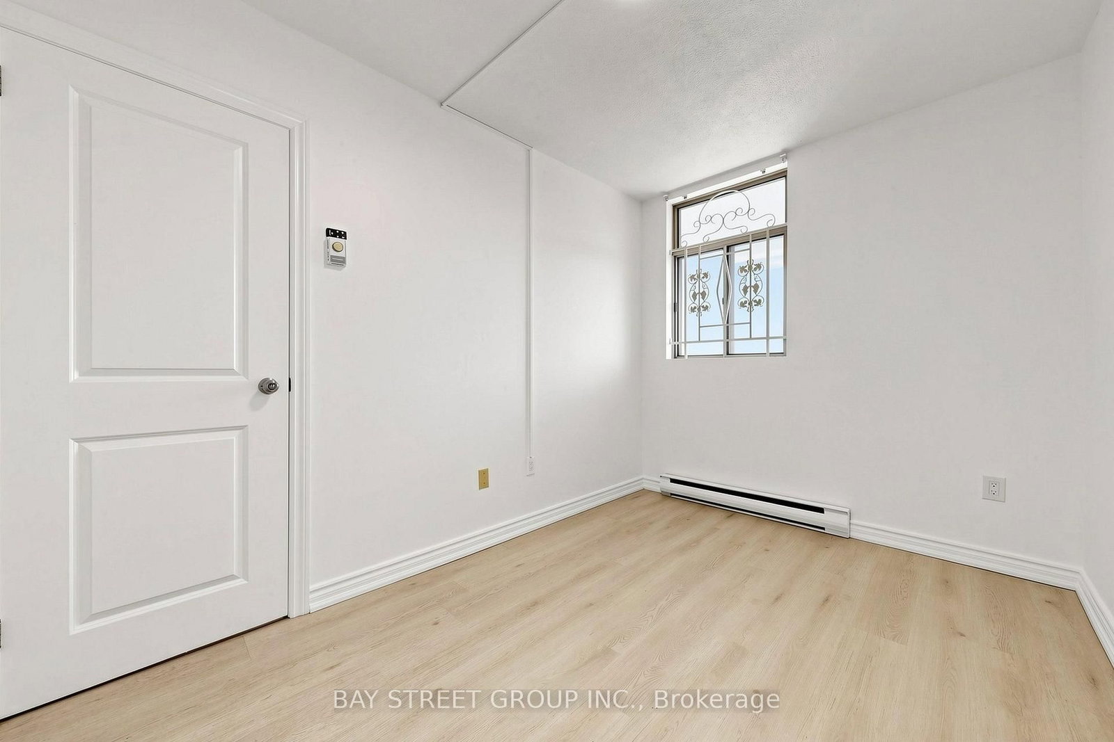 55 Sunny Glenway • #302 • Toronto, ON photo 16