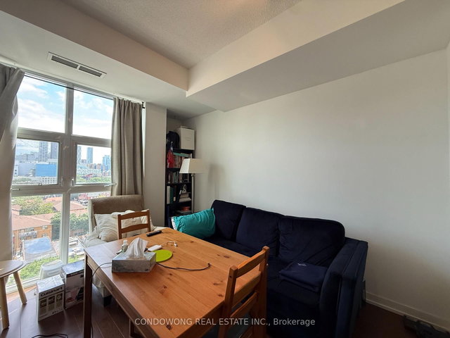 1012 - 10 Willison Square