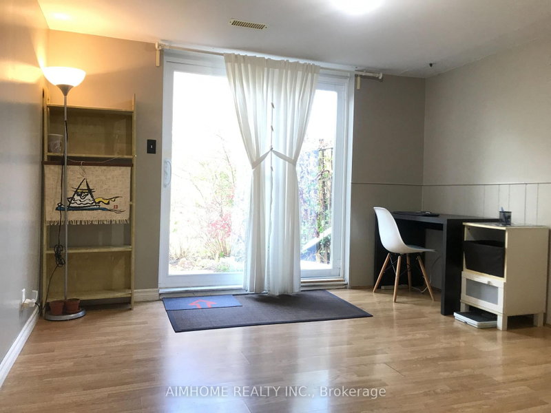 home for lease on Walk out BSMT-94 Micmac Crescent