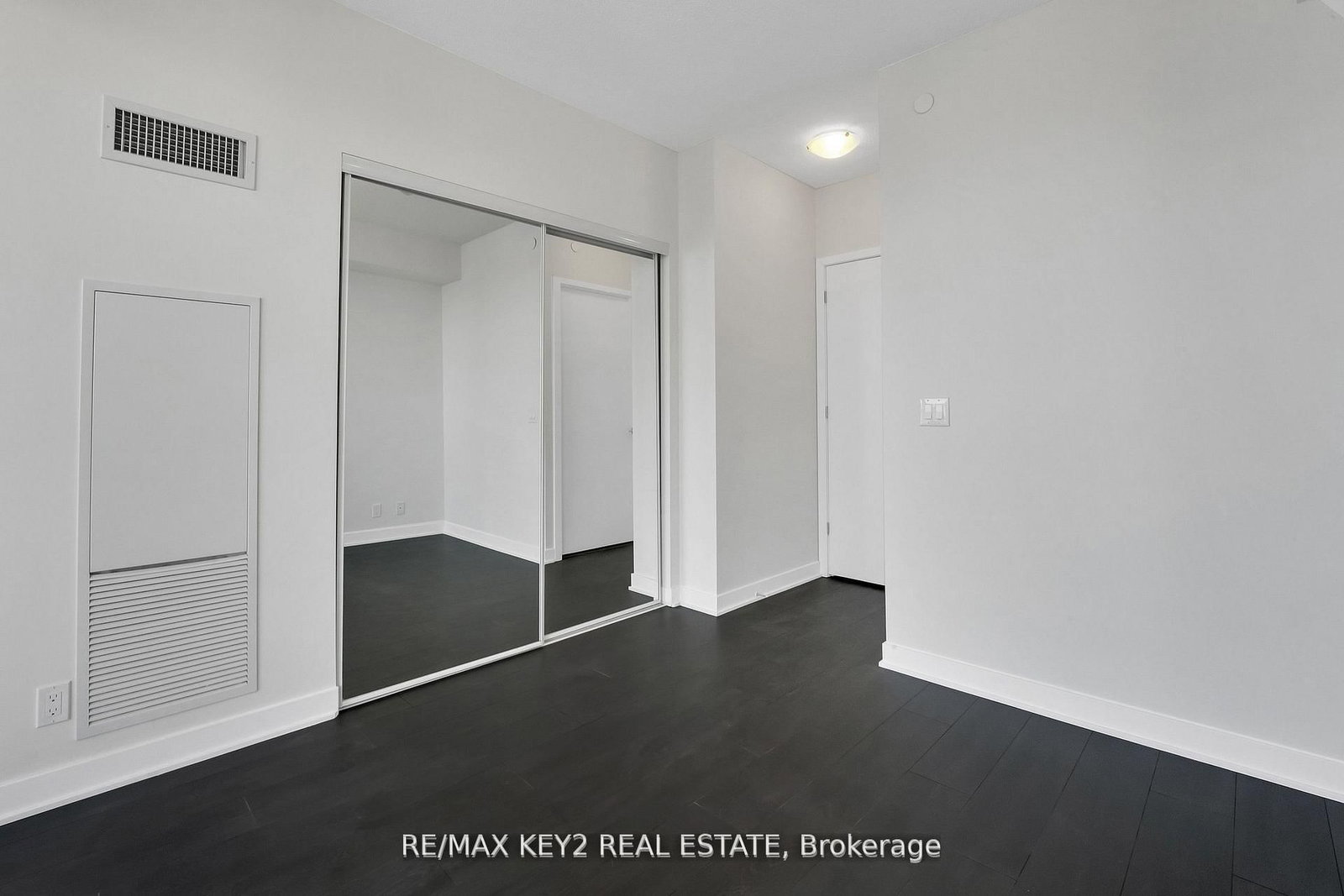 2221 Yonge Street • #3402 • Toronto, ON photo 10