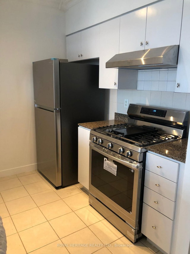 2301 - 10 Navy Wharf Court