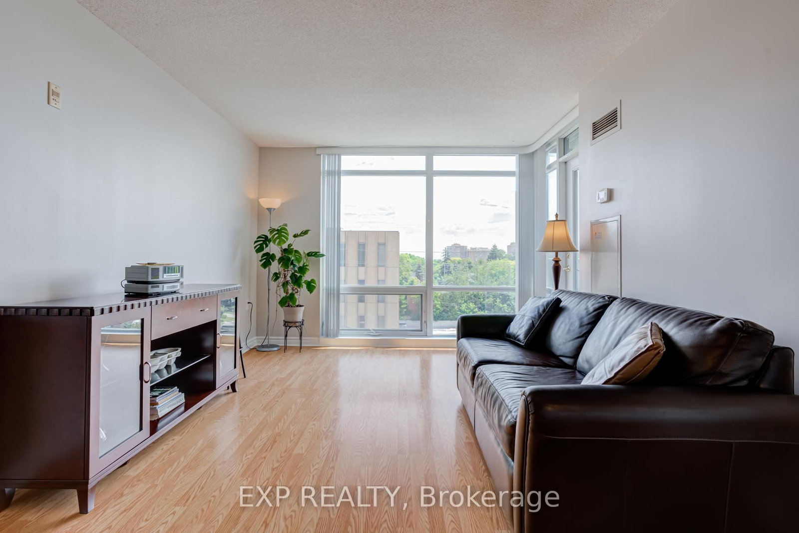 3840 Bathurst Street • #506 • Toronto, ON photo 6