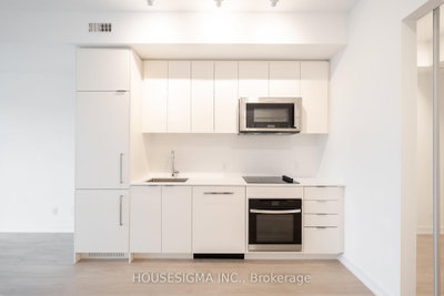 181 Sheppard Avenue