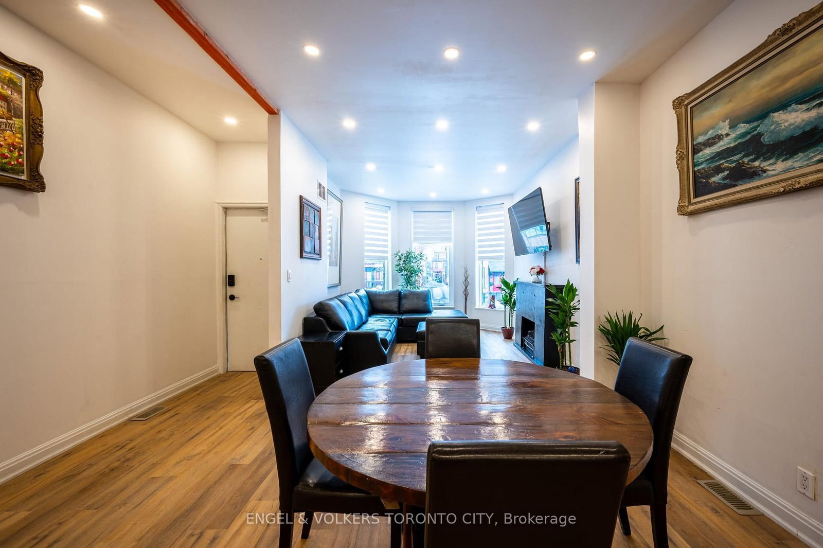 298 Seaton Street • Toronto, ON photo 10