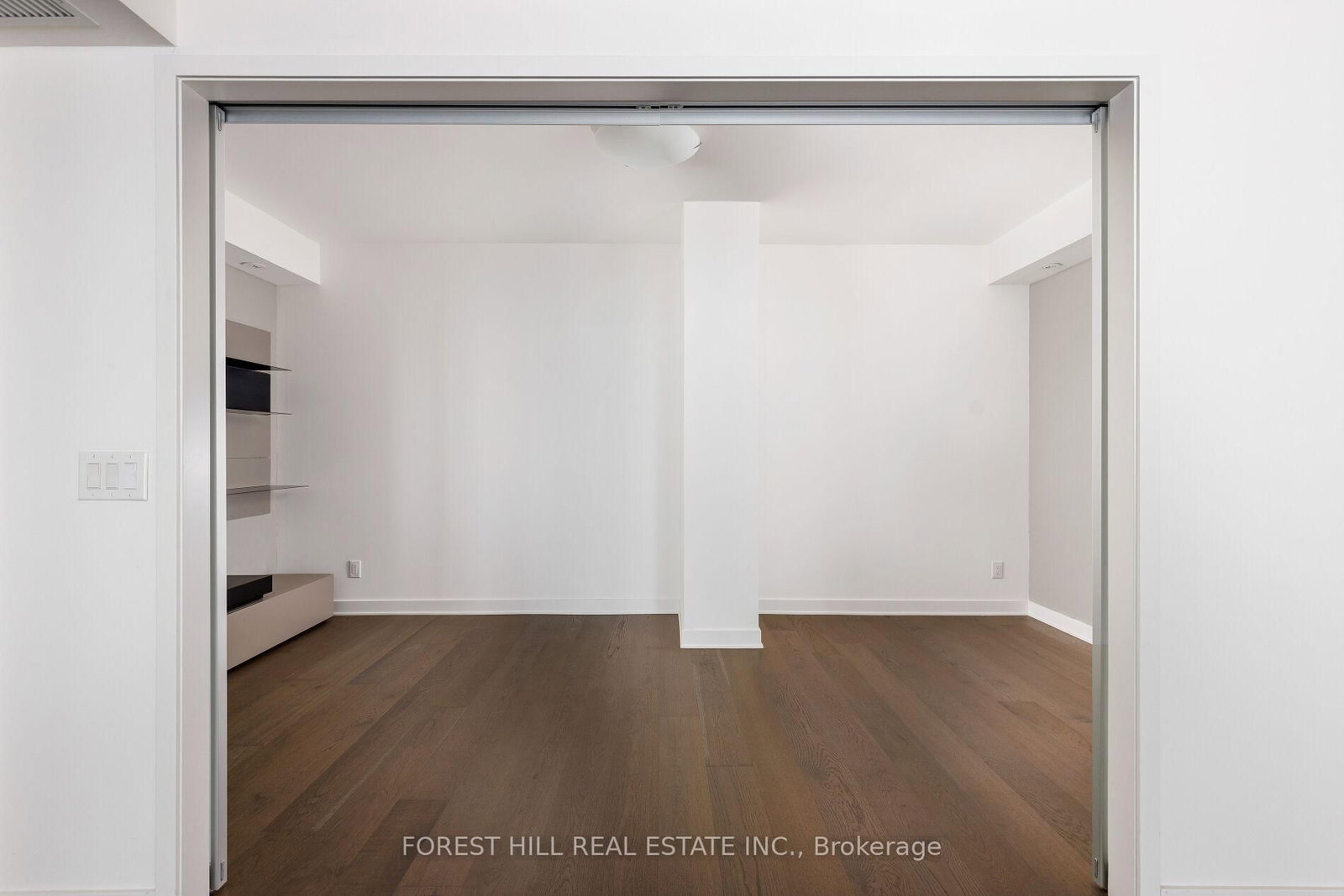 1 E Bloor Street • #6805 • Toronto, ON photo 25
