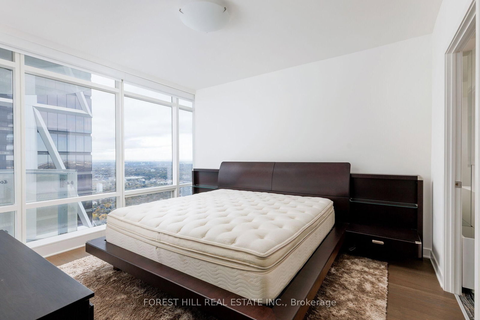 1 E Bloor Street • #6805 • Toronto, ON photo 36