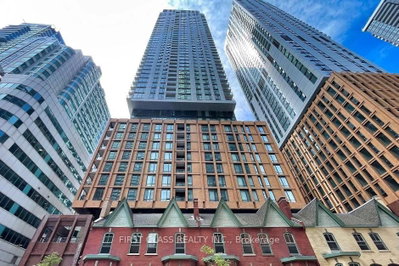 8 Widmer Street