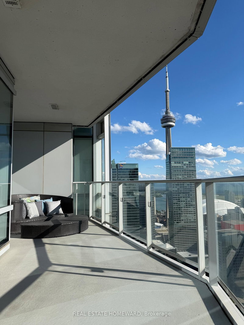 home for lease on 4803-180 University Avenue
