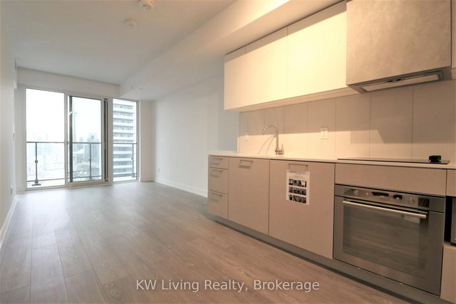 3120 - 19 Western Battery Road