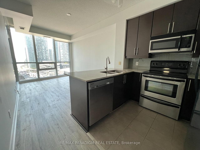 1701 - 18 Harbour Street