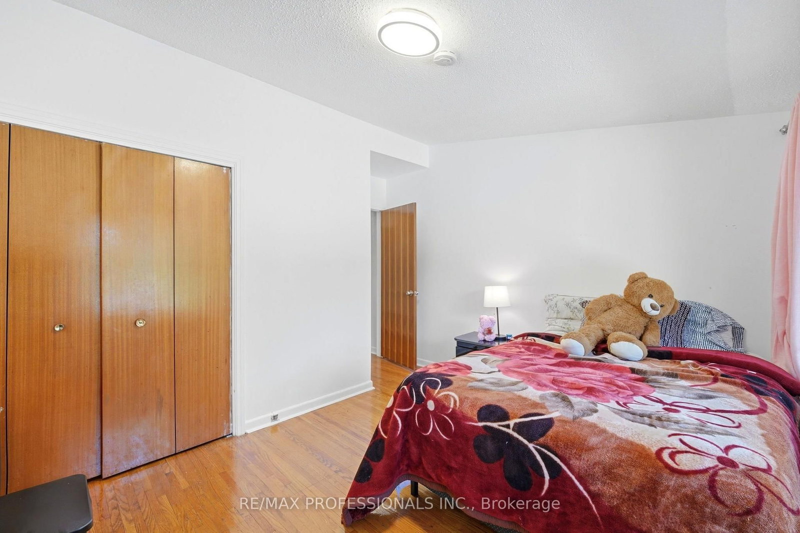 48 Three Valleys Drive • #12 • Toronto, ON photo 19