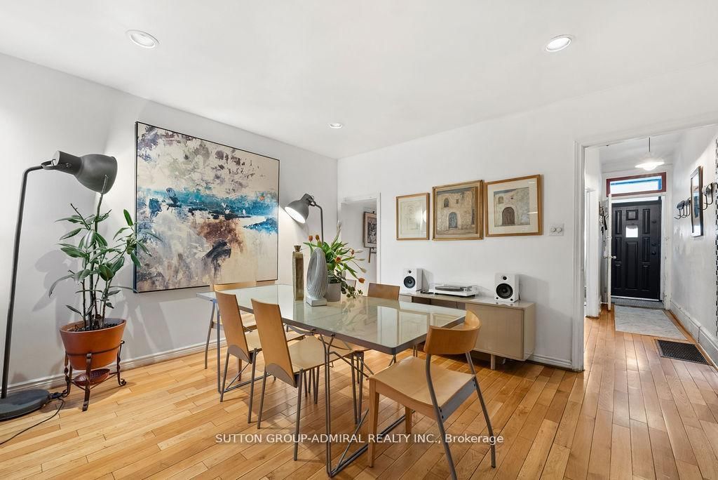 40 Claremont Street • Toronto, ON photo 9