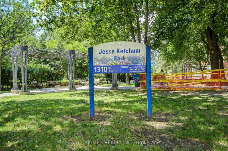 2102 - 1315 BAY Street