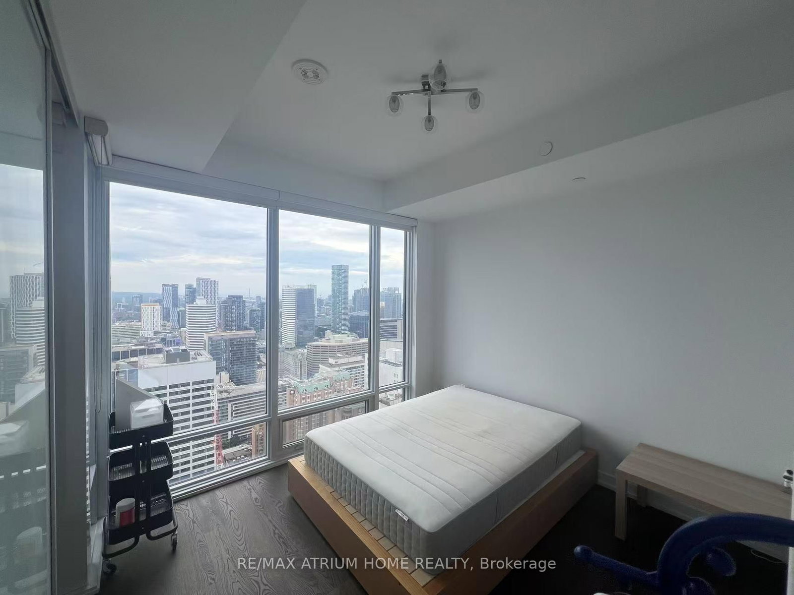 3606-488 University Avenue, Toronto, ON, photo 4