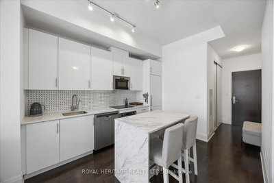 Unit PH 122 — 460 Adelaide Street E — more photos