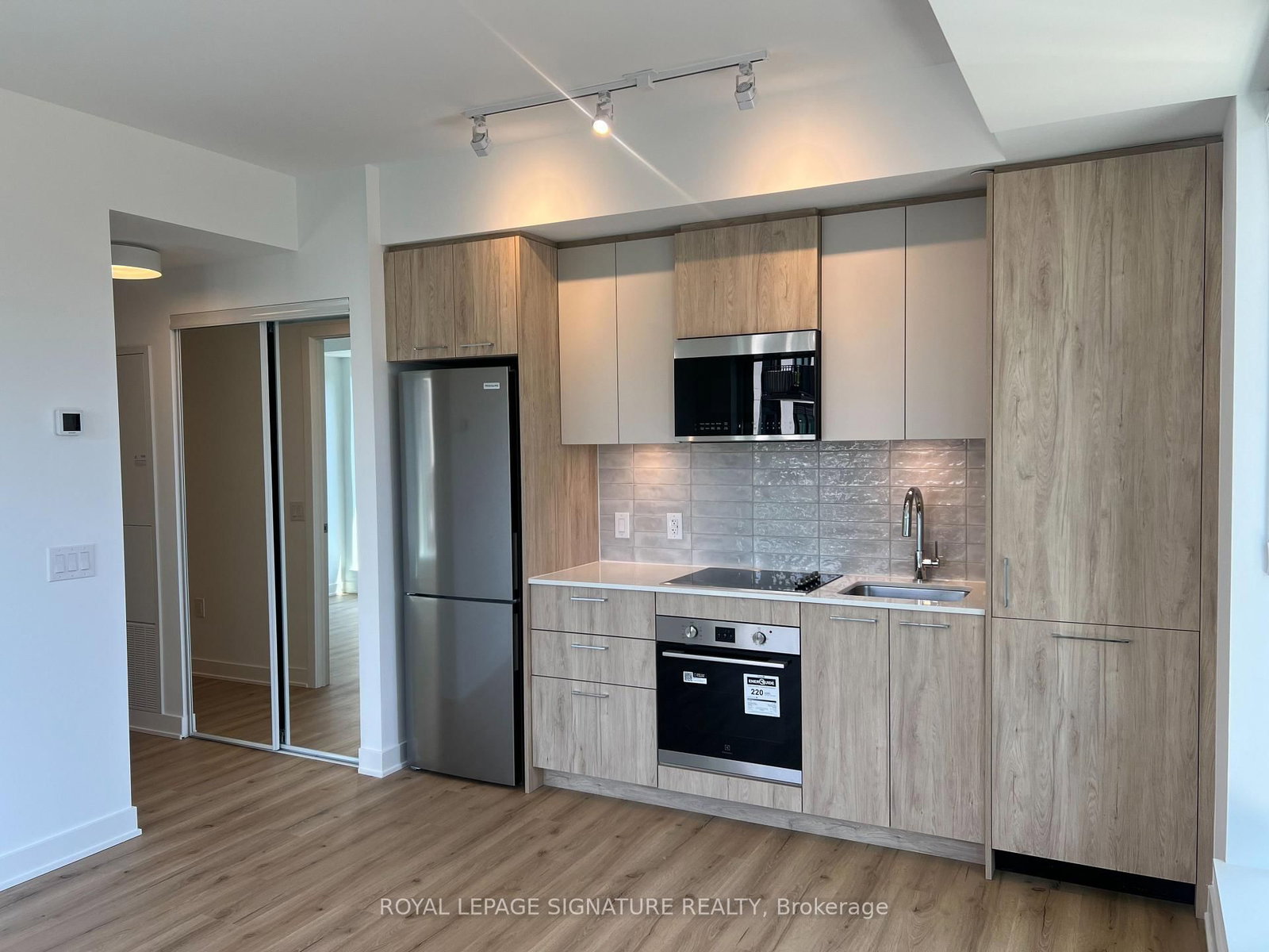 Condo leased at 931-30 dreamers Way, Toronto, Ontario, M5A 0Y7 - Regent Park - MLS: C13563010