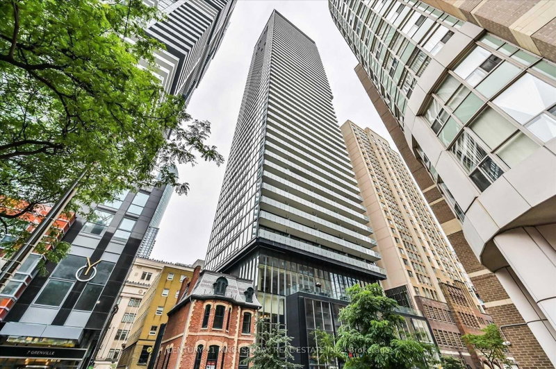 home for lease on 3708-15 Grenville Street
