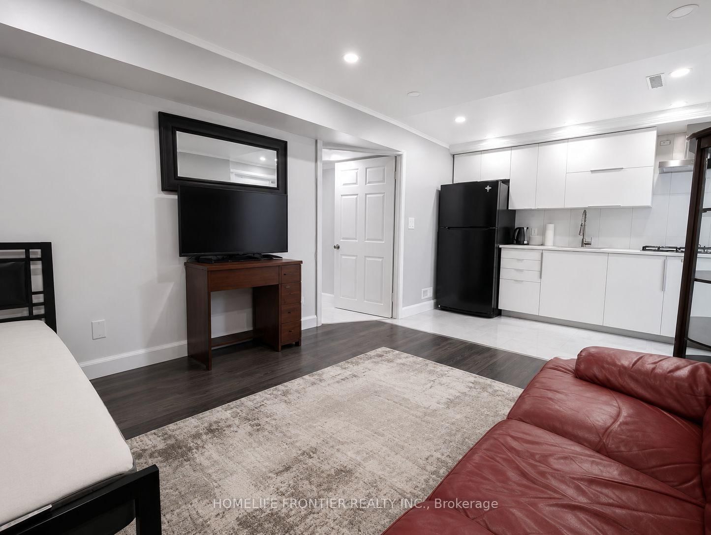 5-49 Red Robin Way, Toronto, ON, photo 2