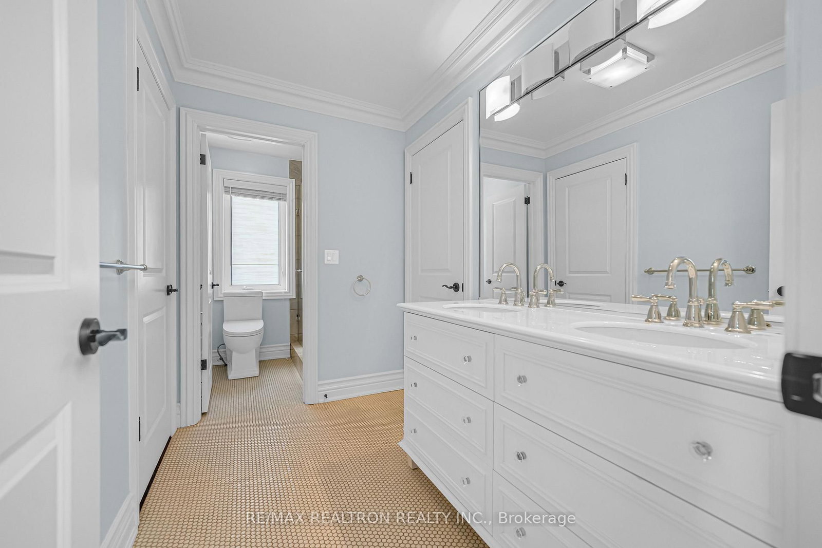 37 Stuart Crescent • Toronto, ON photo 37