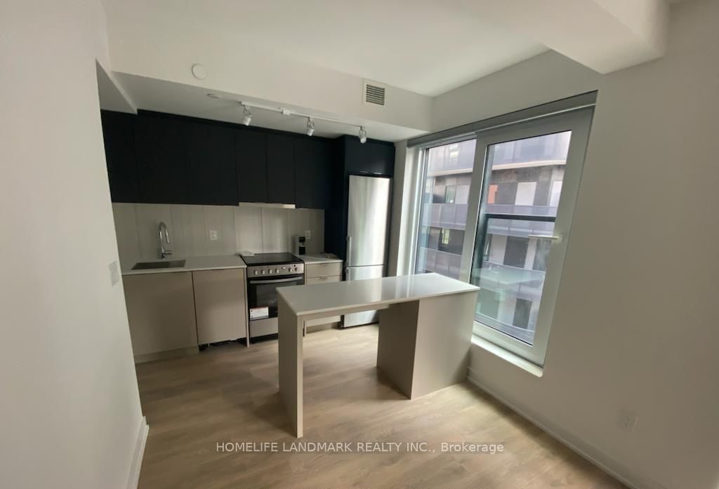 626-8 TIPPETT Road, Toronto, ON, photo 5