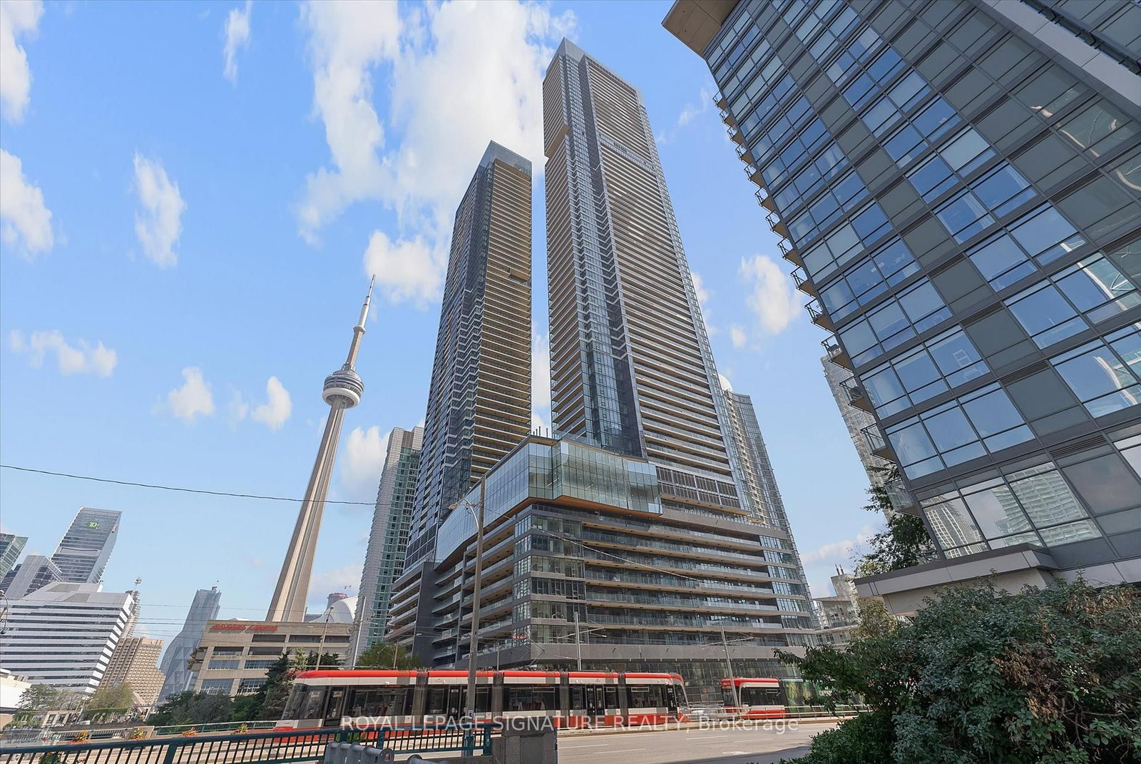 Condo for lease at 3003-1 Concord Cityplace Way, Toronto, Ontario, M5V 0T5 - Waterfront Communities C1 - MLS: C13564310