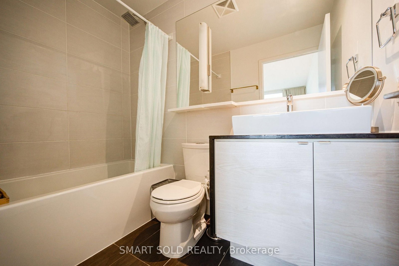 121 Mcmahon Drive • #3208 • Toronto, ON photo 24