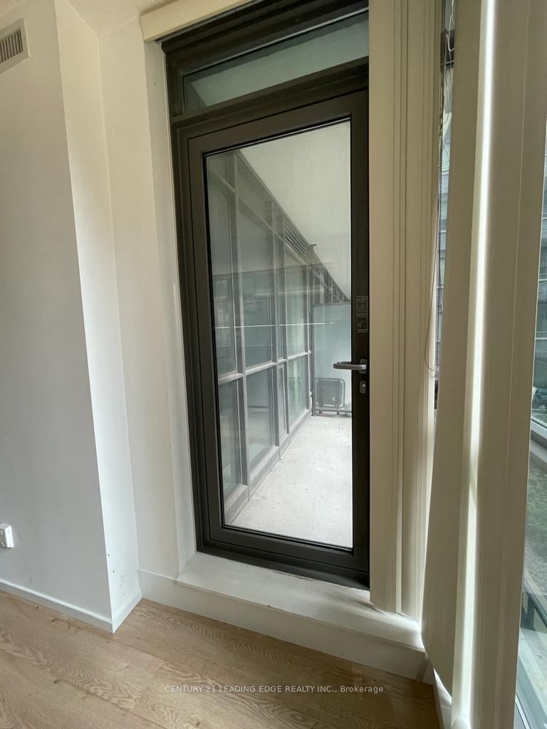 8 Charlotte Street • #302 • Toronto, ON photo 11