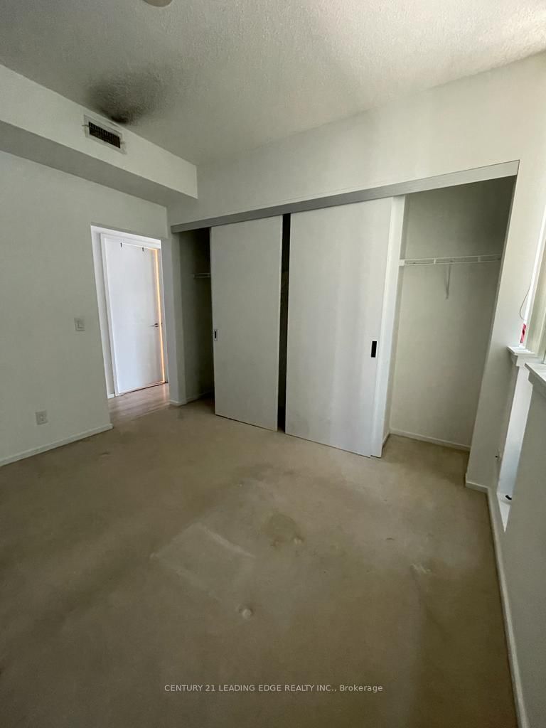 8 Charlotte Street • #302 • Toronto, ON photo 7
