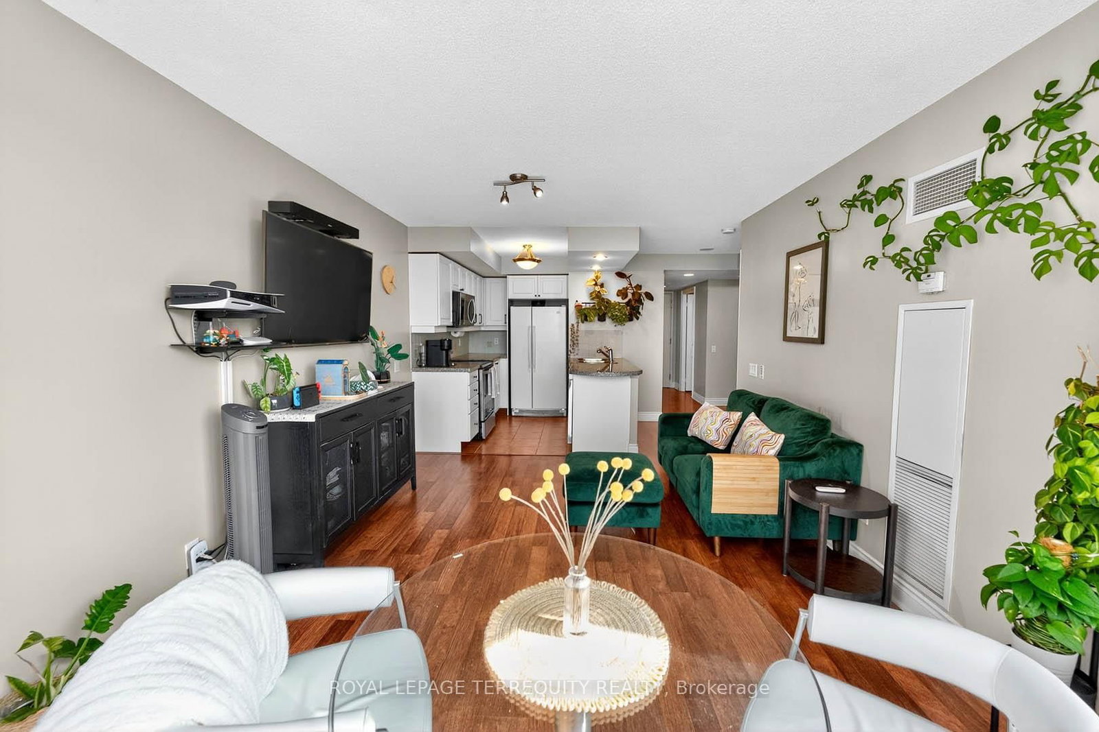 10 Northtown Way • #2510 • Toronto, ON photo 16