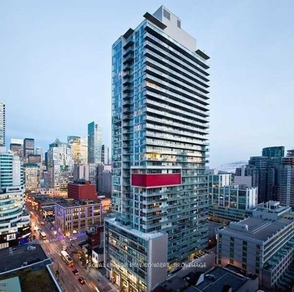 home for lease on Lph3403-375 King Street W