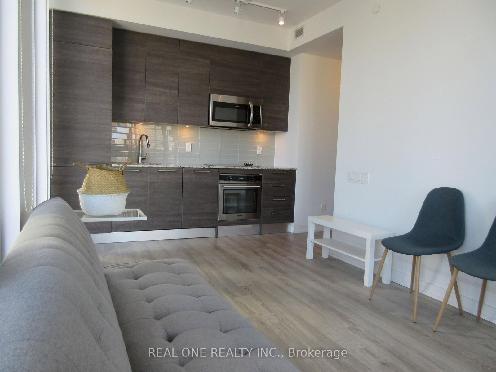 2207-28 Wellesley Street, Toronto, ON, photo 4