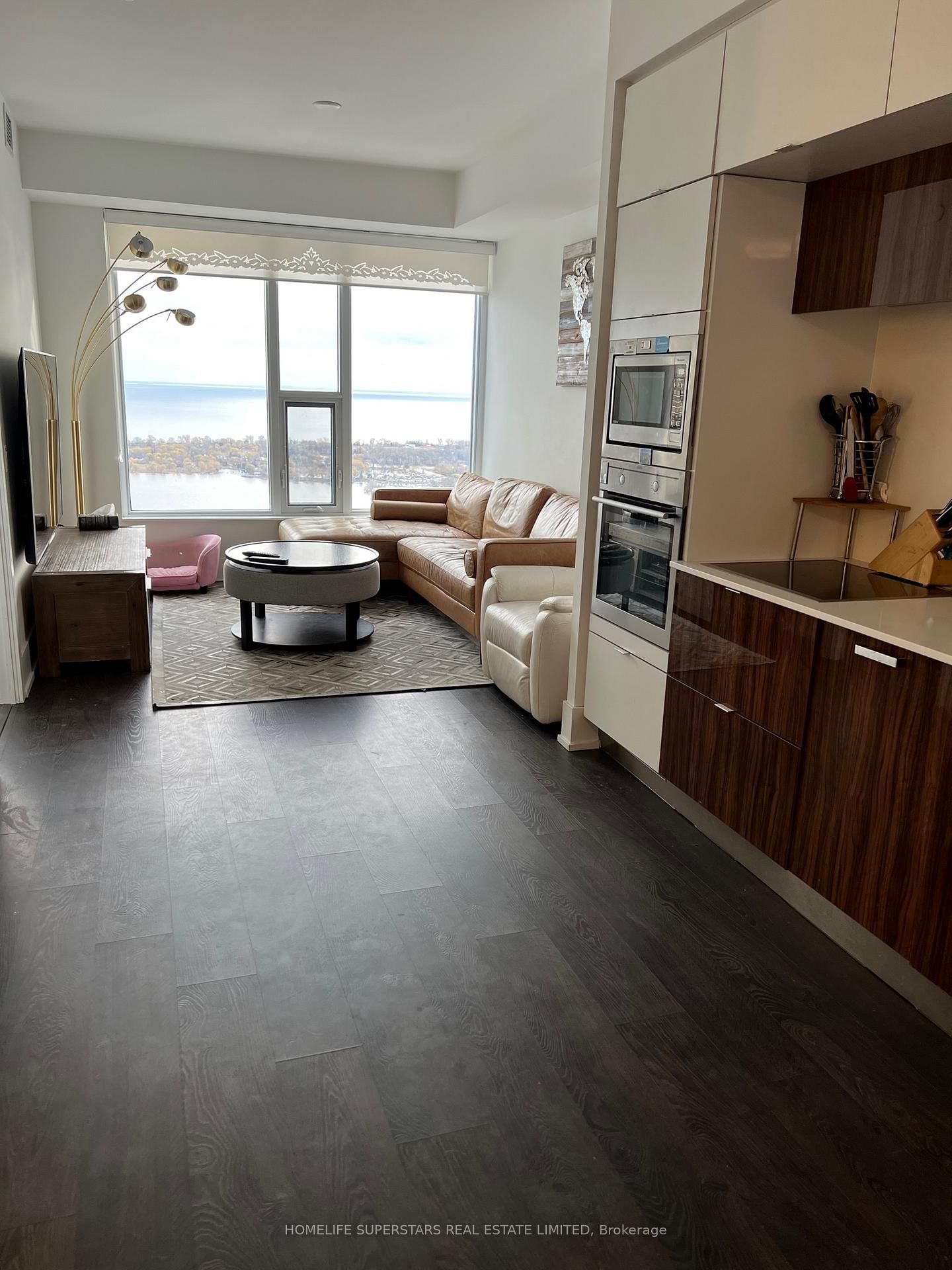 10 York Street • #6108 • Toronto, ON photo 11